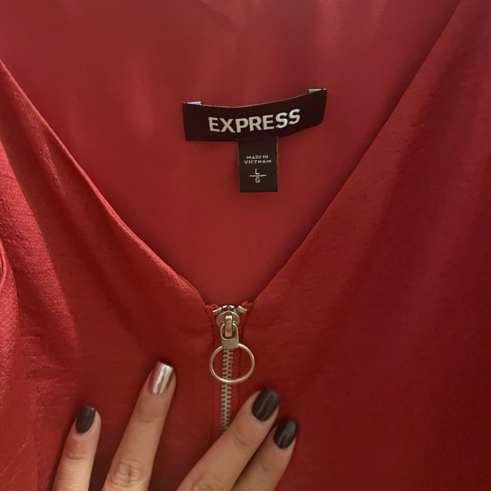 Express Flowy Tank Top - Picture 2 of 3